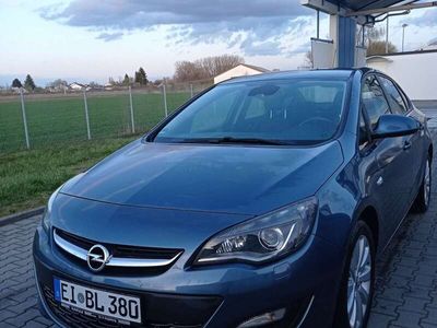 gebraucht Opel Astra 2012 1.4 140ps