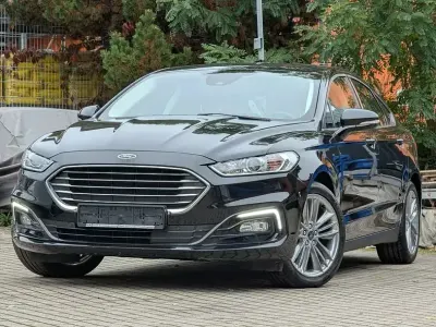 Gebraucht Ford Mondeo Trend 150 PS (110 kW) 2020 Obsidianschwarz metallic Limousine