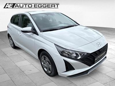 Gebraucht Hyundai i20 Select 79 PS (58 kW) 2026 Atlas white / sol (weiss) Kleinwagen