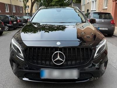 Mercedes GLA200