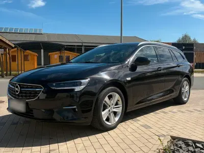 Gebraucht Opel Insignia Elegance 174 PS (127 kW) 2021 Schwarz Kombi
