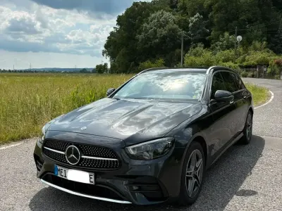Gebraucht Mercedes E300 AMG line 306 PS (225 kW) 2020 Grau Kombi