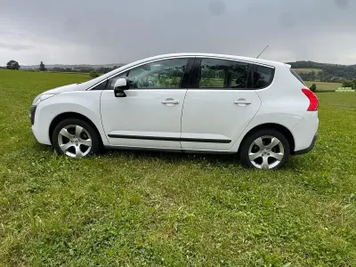 Gebraucht Peugeot 3008 120 PS (88 kW) 2012 Weiß Kombi
