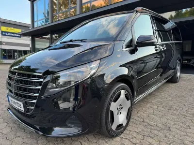 Neu Mercedes V300 239 PS (175 kW) 2026 Obsidian schwarz metallic Van / Kleinbus