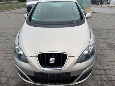 Gebraucht Seat Altea XL Reference 105 PS (77 kW) 2011 Grau Van / Kleinbus