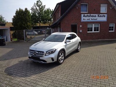 gebraucht Mercedes GLA180 Urban, Navi, PTS, SHZ, Navi, 8fach Temp.