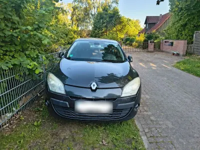 Gebraucht Renault Mégane Dynamique 110 PS (80 kW) 2009 Schwarz Limousine