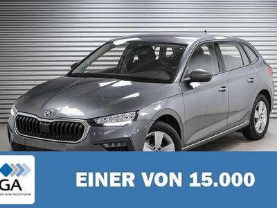 Neu Skoda Scala Selection 116 PS (85 kW) 2025 Grau metallic Kleinwagen