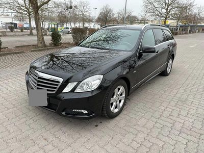 Schwarz Gebraucht 2010 Mercedes E250 Avantgarde Kombi | 5.850 € (Superpreis)