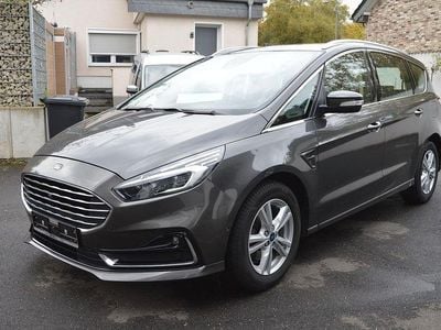 Gebraucht Ford S-MAX Titanium 190 PS (139 kW) 2022 Grau Van / Kleinbus