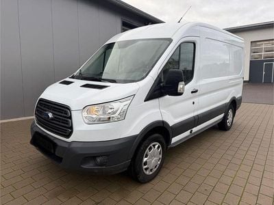 Weiß Gebraucht 2018 Ford Transit Basis Van / Kleinbus | 17.990 € (Fairer Preis)