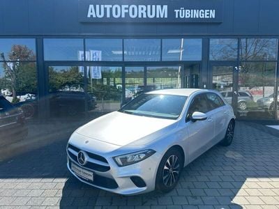 Iridiumsilber (metallic) Gebraucht 2022 Mercedes A200 Business Limousine | 20.690 € (Guter Preis)