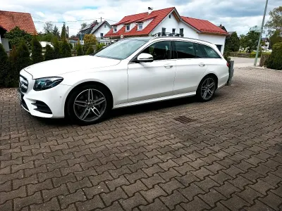 Używany Mercedes E350 AMG line 258 KM (189 kW) 2018 Biały Kombi