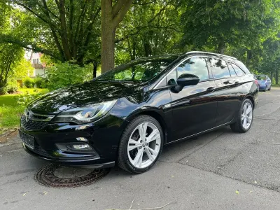 Gebraucht Opel Astra 160 PS (117 kW) 2016 Schwarz Kombi