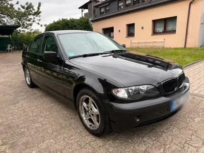 Gebraucht BMW 316 115 PS (84 kW) 2004 Schwarz Limousine