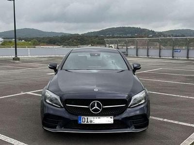 Gebraucht Mercedes C300 AMG line 258 PS (189 kW) 2018 Blau Coupé