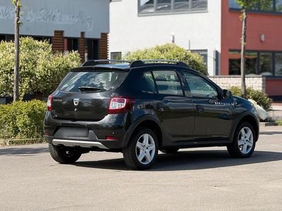 Usata Dacia Sandero Prestige 90 CV (66 kW) 2017 Nero Utilitaria