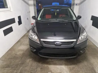 Gebraucht Ford Focus Sport 116 PS (85 kW) 2009 Schwarz Limousine
