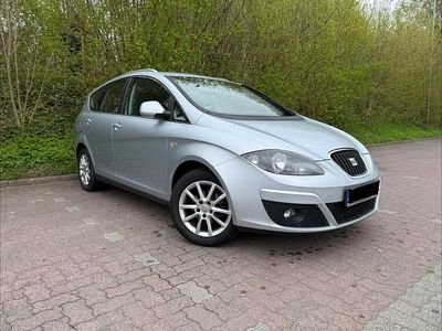 Usata Seat Altea XL Style 105 CV (77 kW) 2010 Argento Monovolume