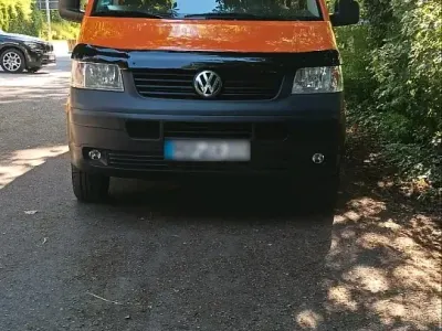 Gebraucht VW Caravelle 130 PS (95 kW) 2008 Orange Van