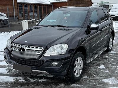 Schwarz Gebraucht 2010 Mercedes ML350 SUV | 14.500 € (Teuer)