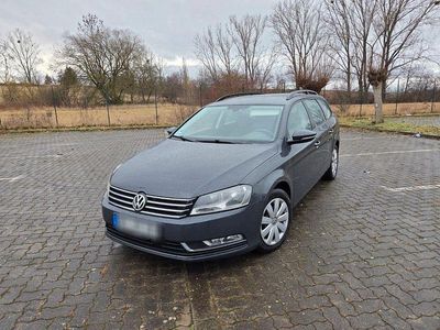 Gebraucht VW Passat Comfortline 140 PS (102 kW) 2011 Grau Kombi