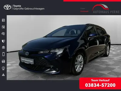 Używany Toyota Corolla Business Edition 196 KM (144 kW) 2024 Niebieski Kombi