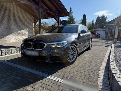 Gebraucht BMW 530 M Sport 265 PS (194 kW) 2018 Grau Kombi