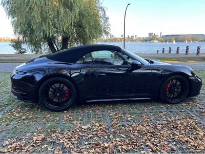 Porsche 911 Carrera 4 GTS