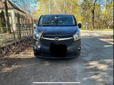 Gebraucht Opel Vivaro 125 PS (91 kW) 2019 Grau Van / Kleinbus