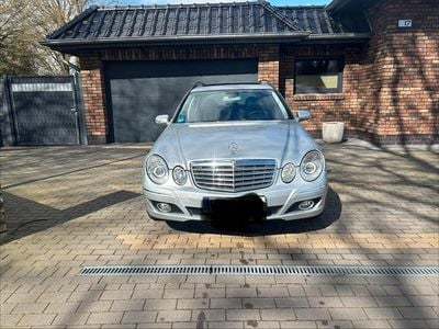 Second-hand Mercedes E220 Elegance 170 CP (125 kW) 2007 Gri Break
