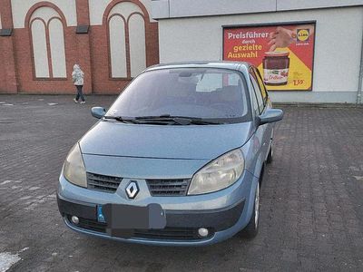 Silber Gebraucht 2005 Renault Scénic Van / Kleinbus | 1.450 €
