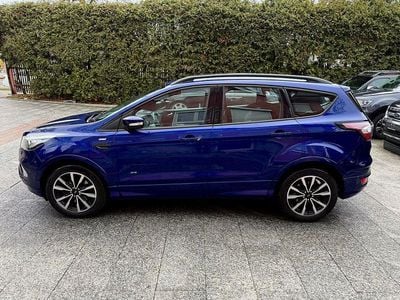 Gebraucht Ford Kuga ST-Line 182 PS (133 kW) 2017 Blau SUV