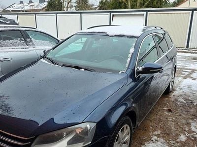 Blau Gebraucht 2011 VW Passat Comfortline Kombi | 4.100 € (Guter Preis)