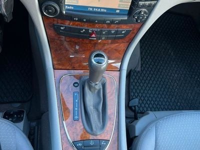 Mercedes E350