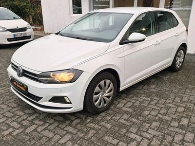 Gebraucht VW Polo Comfortline 65 PS (47 kW) 2017 Weiß Kleinwagen