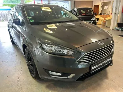 Używany Ford Focus Titanium 120 KM (88 kW) 2015 Szary Kombi