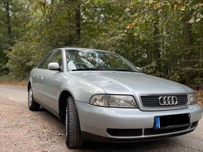 gebraucht Audi A4 Automatisch , Schiebedach, top Zustand,TÜV bis August