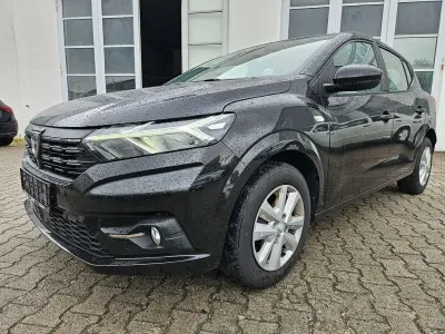 Gebraucht Dacia Sandero Comfort 101 PS (74 kW) 2021 Schwarz Limousine