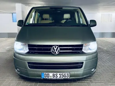 Gebraucht VW Multivan Highline 180 PS (132 kW) 2011 Grün Van / Kleinbus