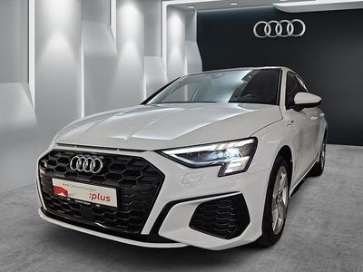 Gletscherweiß metallic Gebraucht 2023 Audi A3 Sportback e-tron S-Line Kleinwagen | 29.700 € (Etwas zu teuer)