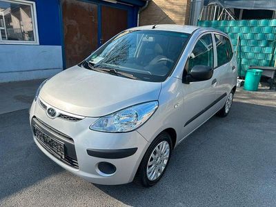 Gebraucht Hyundai i10 Edition+ 67 PS (49 kW) 2010 Silber Kleinwagen