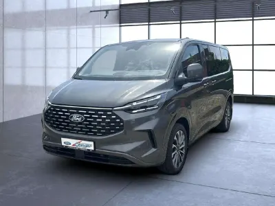 Neu Ford Tourneo Titanium X 170 PS (125 kW) 2026 Magneticgrau (metallic) Van / Kleinbus