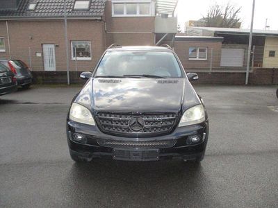 Gebraucht Mercedes ML320 224 PS (164 kW) 2008 Schwarz SUV
