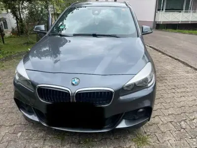 Gebraucht BMW 220 Gran Tourer M Sport 190 PS (139 kW) 2016 Braun Van / Kleinbus