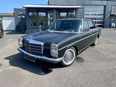 gebraucht Mercedes E230 -8 Leder-MattSchwarz-Servo-WeissBand