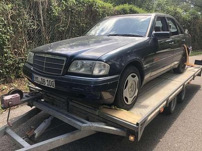 Mercedes C200