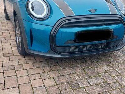 Gebraucht Mini Cooper Classic 136 PS (100 kW) 2023 Blau Kleinwagen