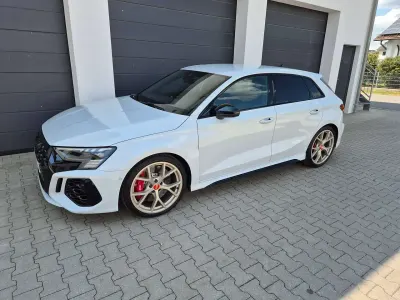 Gebraucht Audi RS3 Premium 400 PS (294 kW) 2024 Weiß Limousine