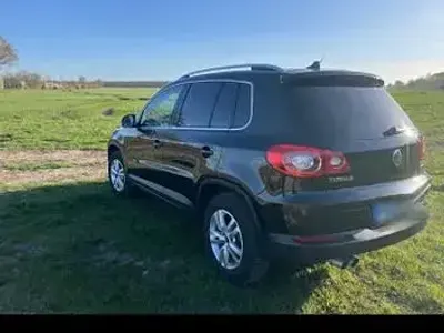 Gebraucht VW Tiguan Freestyle 170 PS (125 kW) 2010 Schwarz SUV